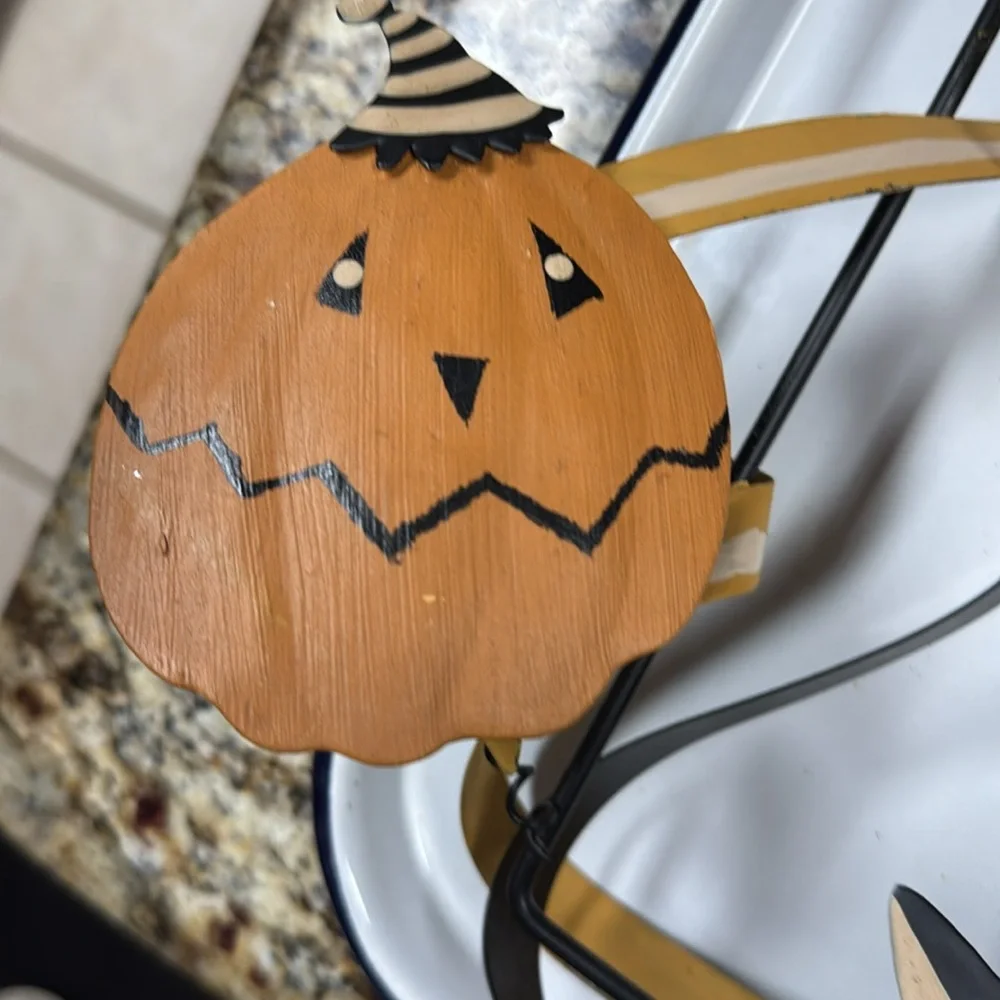 Halloween Wreath Metal